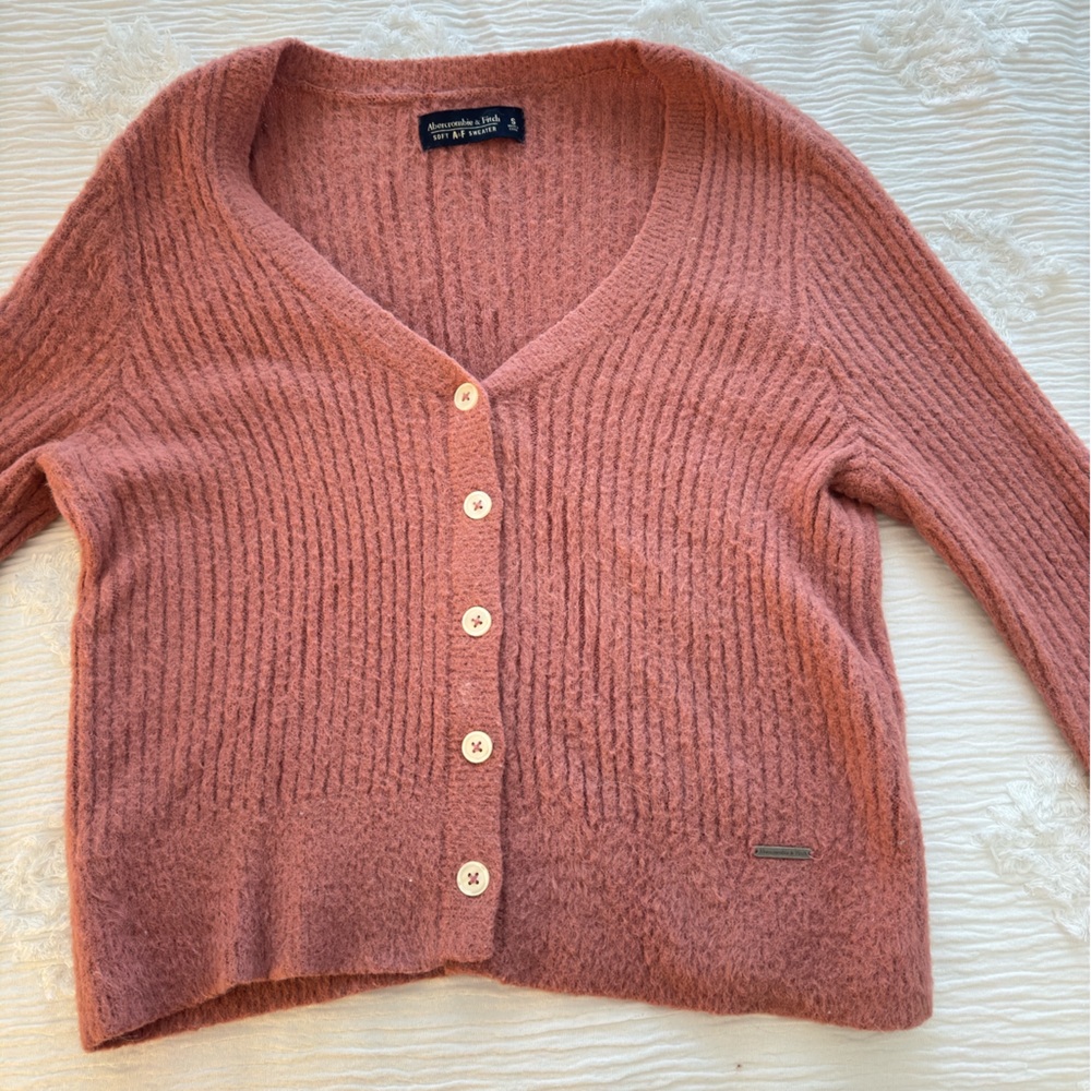 Abercrombie and fitch pink soft AF button sweater cardigan size S